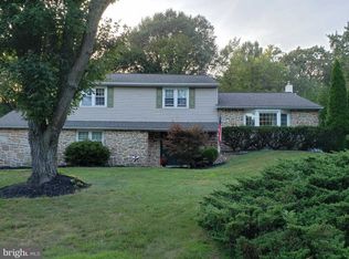109 Serene Dr, Holland, PA 18966