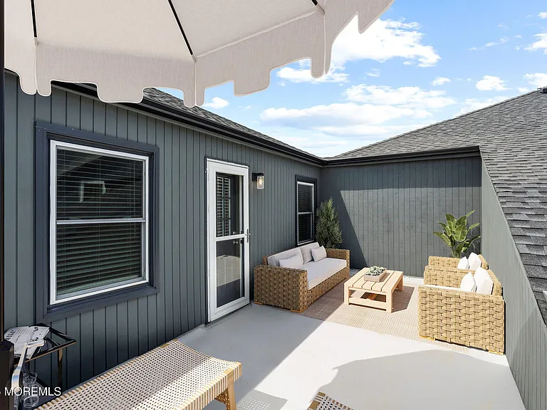 75 Grand Central Ave #9 — Photo 19
