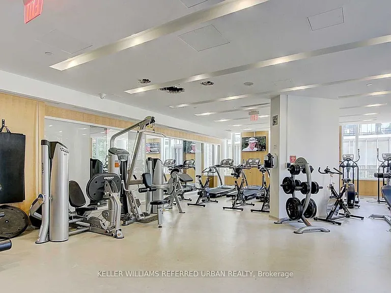 45 Charles St E #3512 — Photo 10