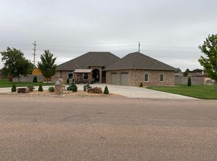 1406 S Main St, Hugoton, KS 67951