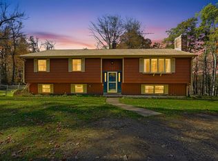 127 Pond Brook Rd, Huntington, MA 01050