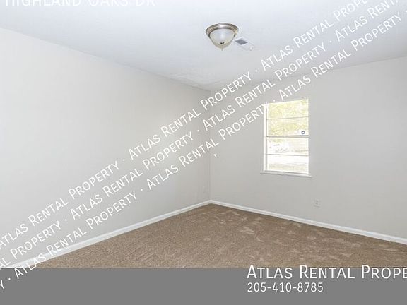 3rd image of 553 Highland Oaks Dr