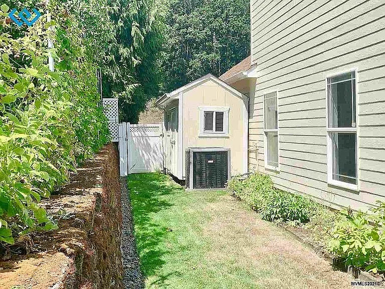 4682 NW Rosemarie Pl — Photo 15