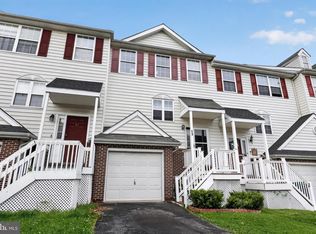 15 Ann Marie Ct, Newark, DE 19702