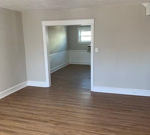3rd image of 173 Blackburn Ave