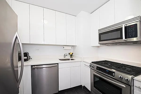 Sold by Level Group | media 13