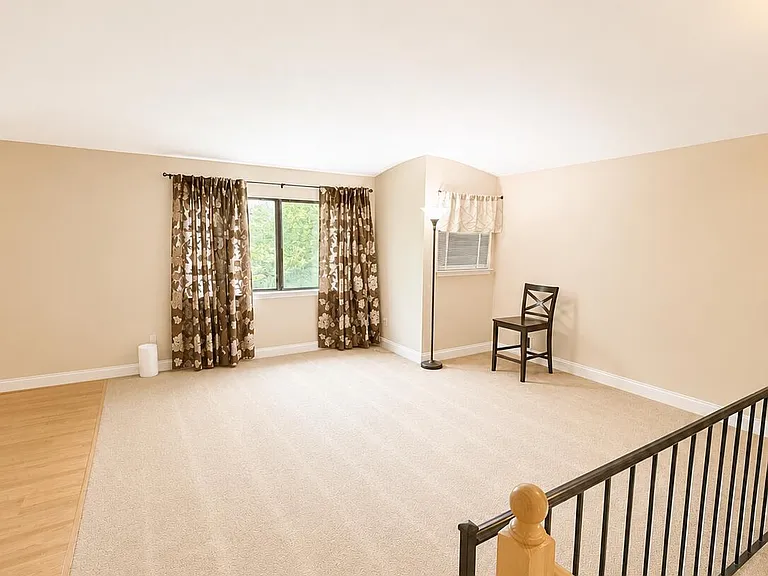 83 Wilson Ave — Photo 11