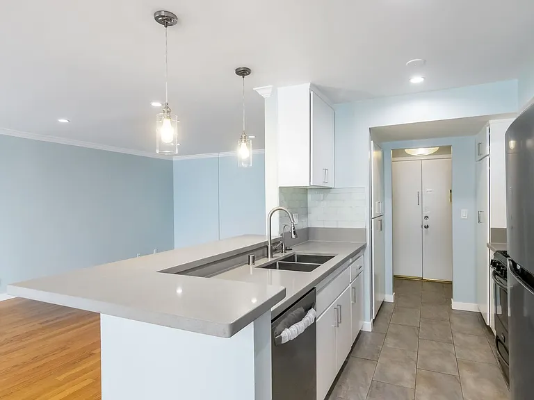 4520 Natick Ave #202 — Photo 5