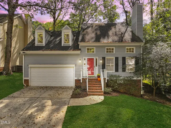 104 Catherwood Pl, Cary, NC 27518