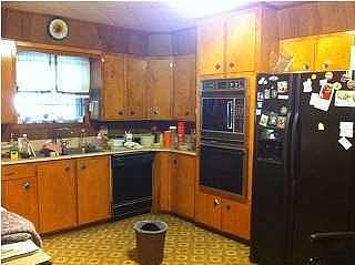 3rd image of 450 Saint Theresa Dr