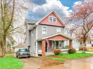 586 Thayer St, Akron, OH 44310