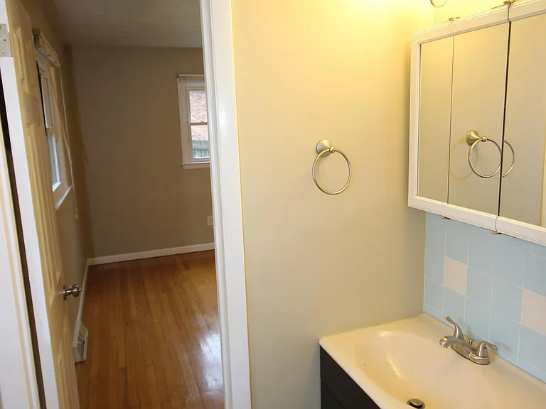 Master Half Bath