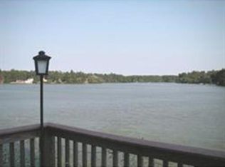 288 Mattakeesett St, Pembroke, MA 02359