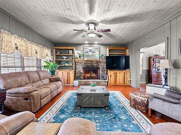 5th image of 777 Newton Rd