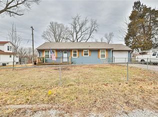 10005 E 38th Ter, Kansas City, MO 64133