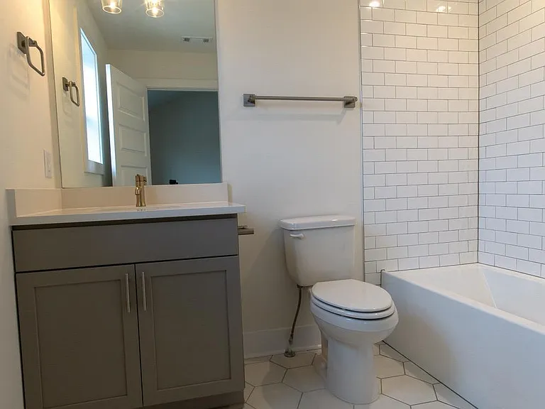701 James Ave — Photo 15