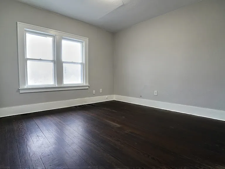 501 N Eddy St — Photo 14