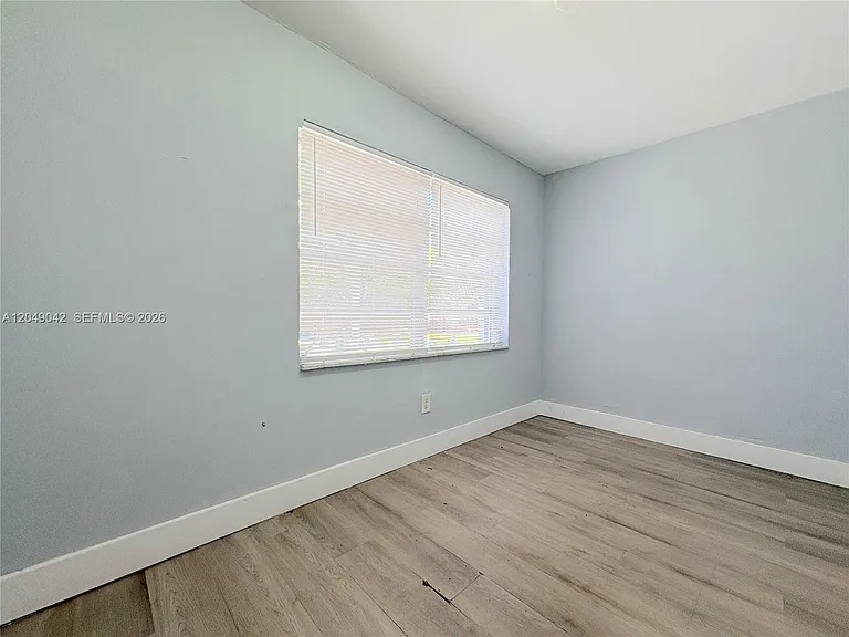 1825 McKinley St #1-2 — Photo 4