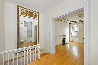 309 East 52nd Street, #1