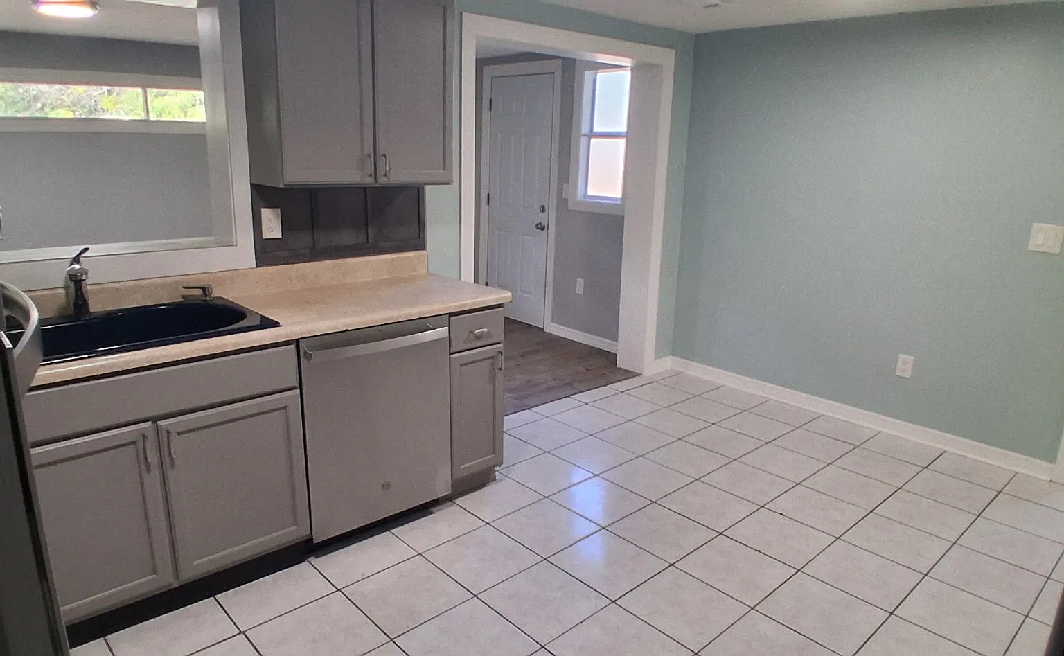 Charming 2 bed — Photo 3