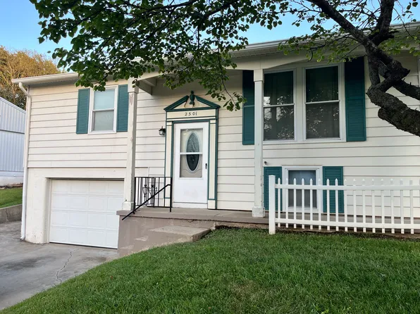 2501 Cypress Ave, Saint Joseph, MO 64503