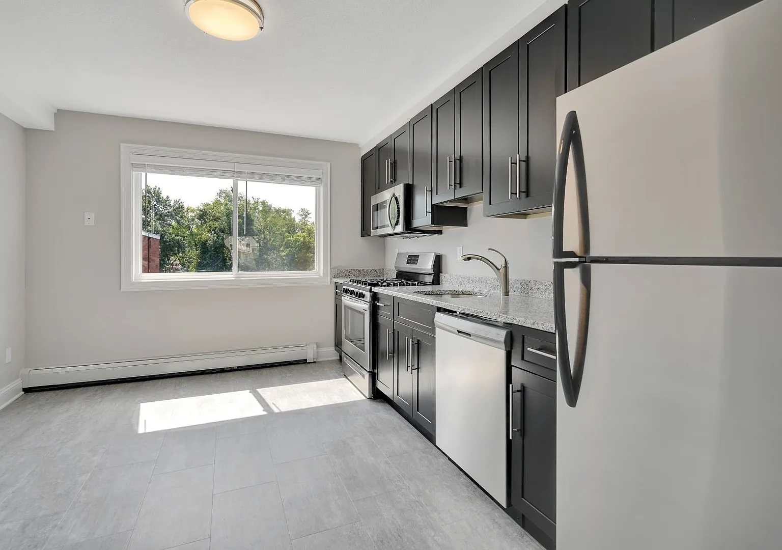 3 Bedford LLC — Photo 4