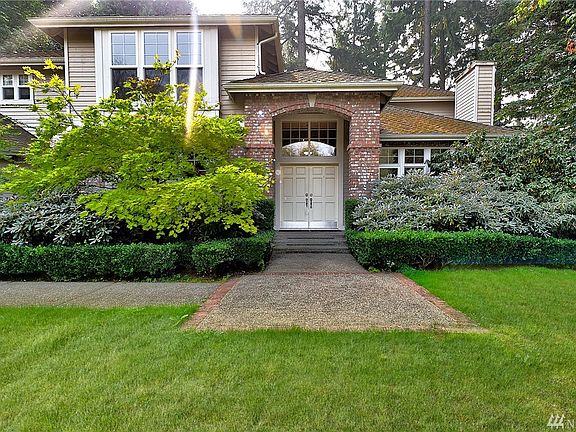 2nd image of 3630 116th Ave NE