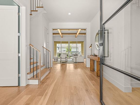 3rd image of 9637 Saint Michel Ln