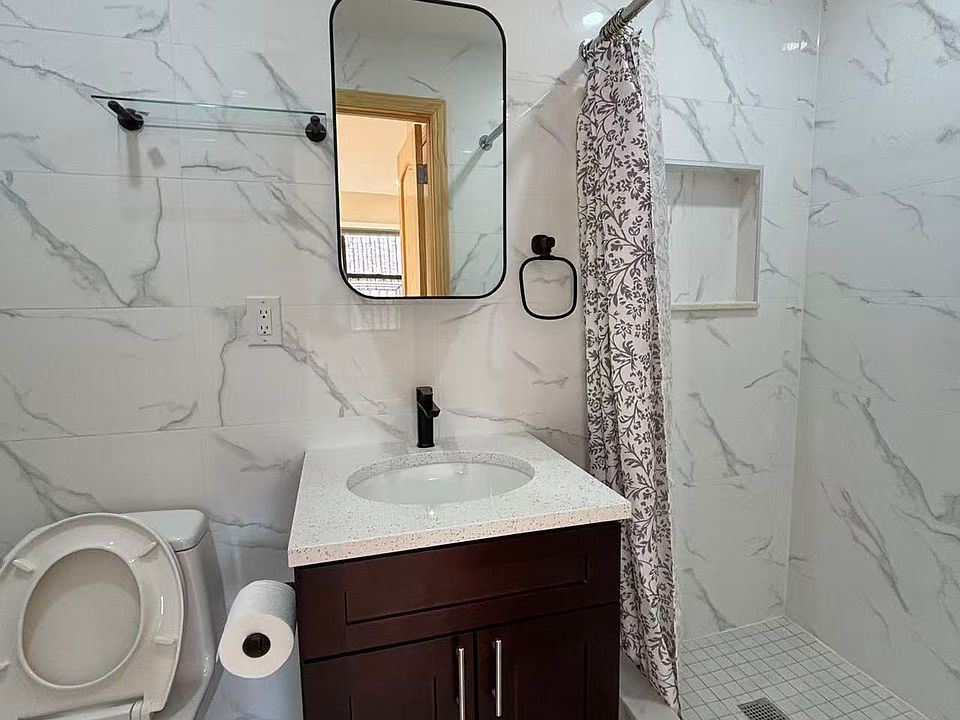 2nd image of 5942 157th St Floor 2