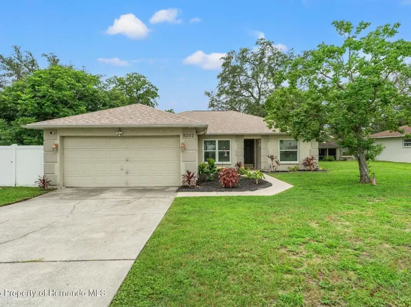 8202 Spanish Oak Dr, Spring Hill, FL 34606