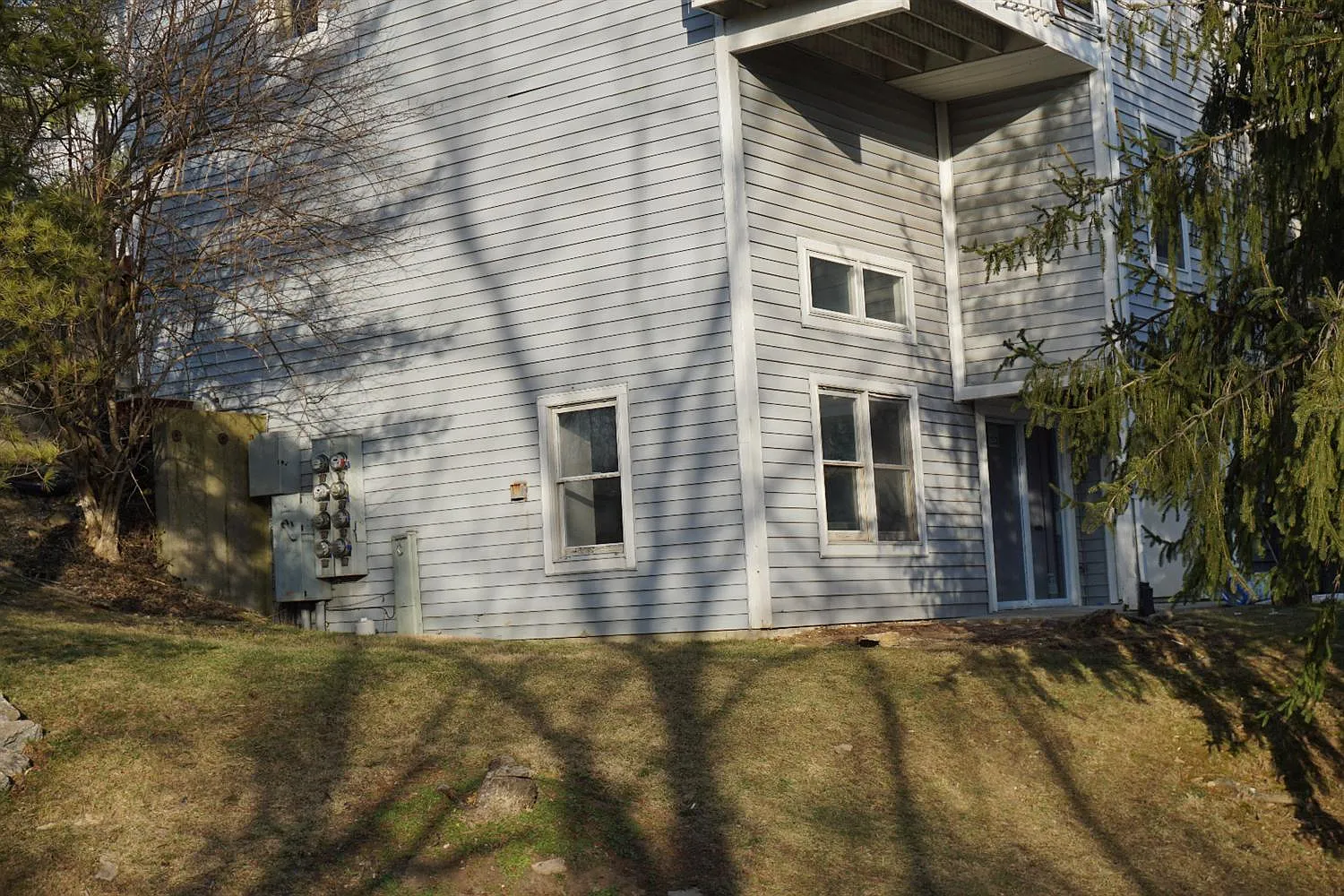 110 Bellpointe Cmns photo 1