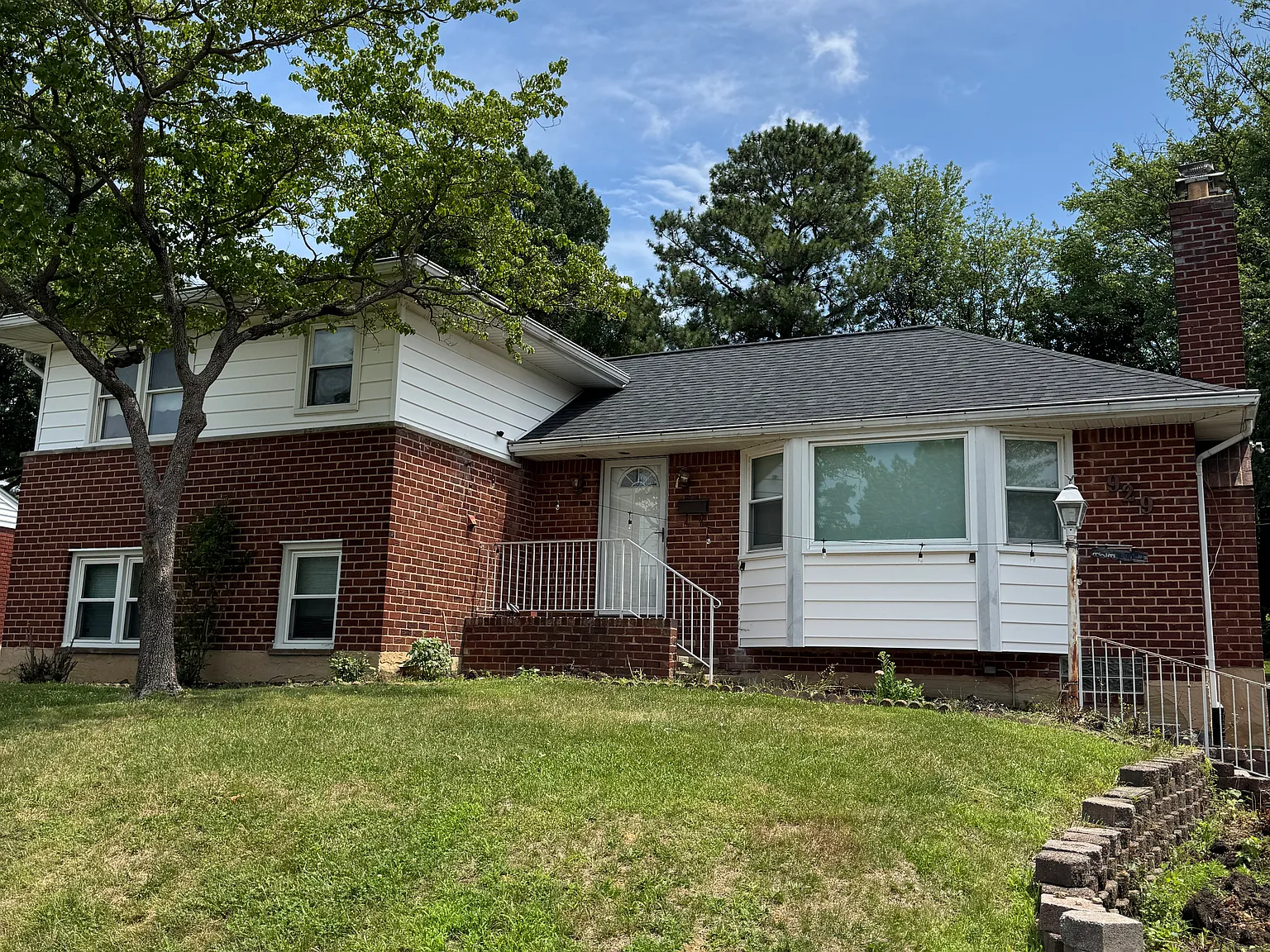 5 bed, 1962 sqft, $3,500 — Photo 1
