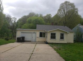 53 State St, Hillsdale, MI 49242