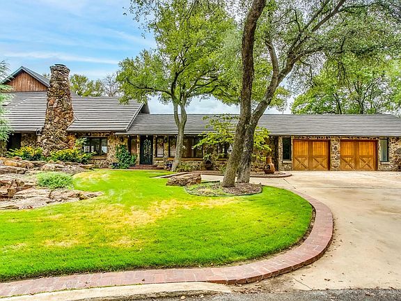 5th image of 8935 Dickson Rd