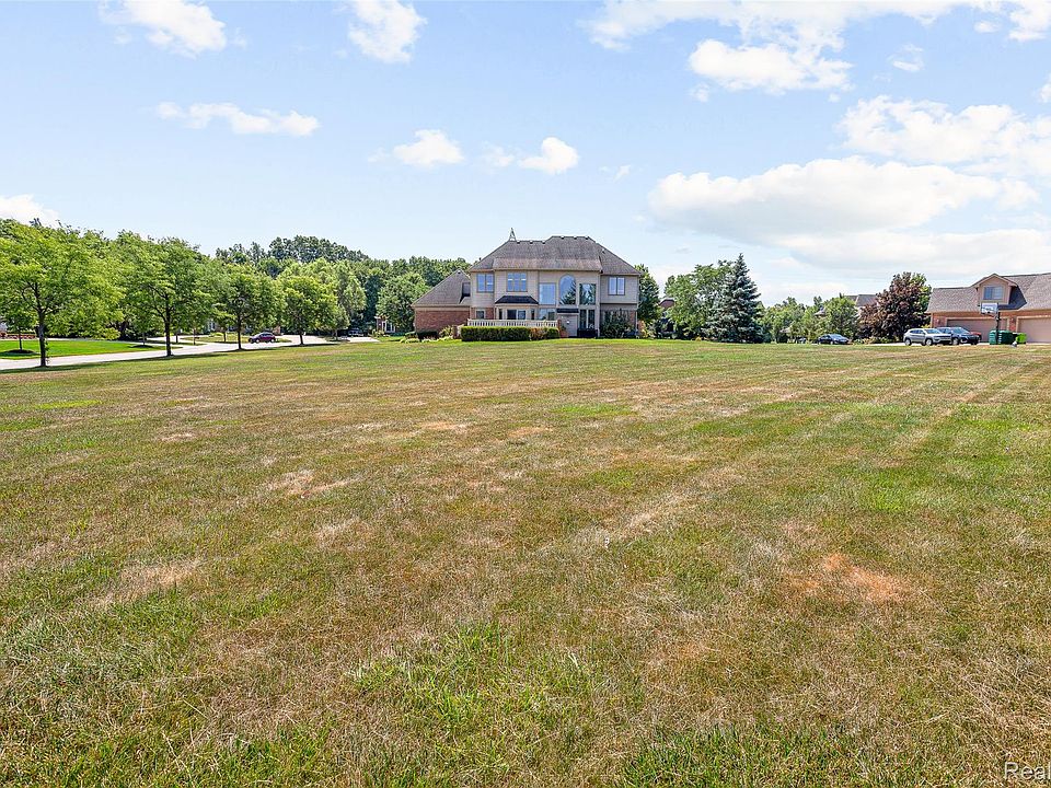 50940 Park Place Dr, photo 12