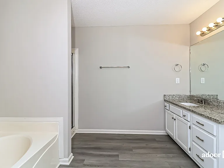 250 Sadler Dr — Photo 10