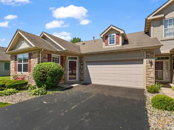 1296 Lily Ln, Schererville, IN 46375