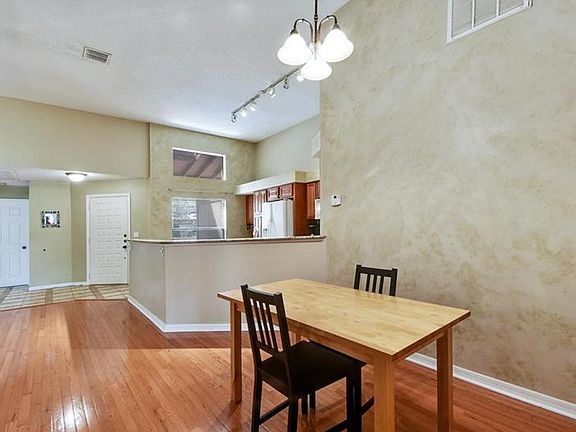 5th image of 2937 Monaco Ct #22-24