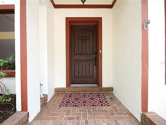 5th image of 1114 Underwood Dr