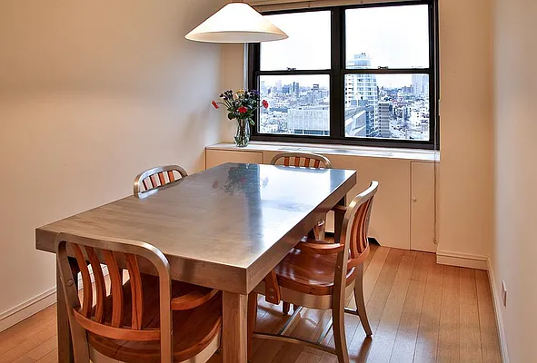 Sold by Real Direct | media 7
