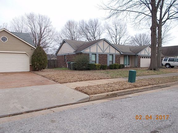 3rd image of 4598 Chelwood Dr