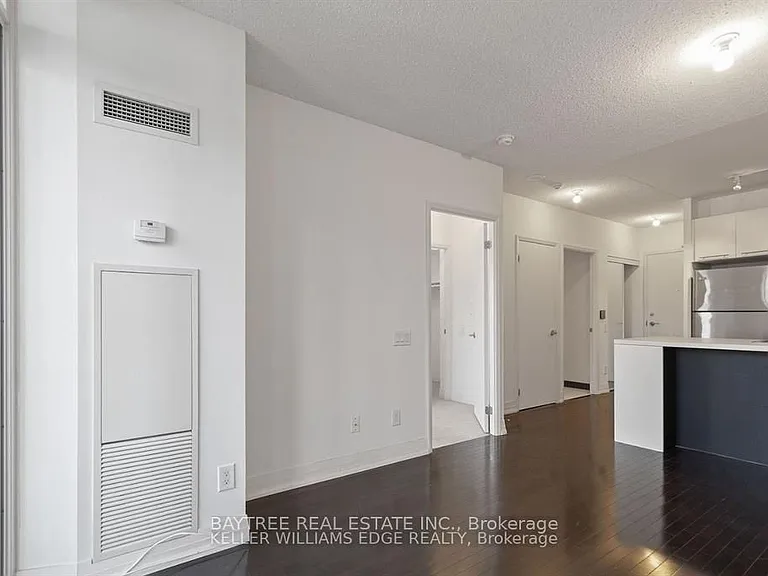 25 Carlton St #2308 — Photo 6