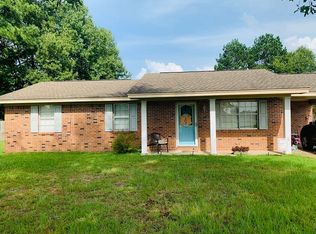 903 Casey Ln, Columbus, MS 39702