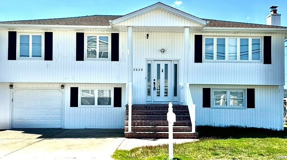2620 Peconic Avenue, Seaford, NY 11783 MLS 3537083 Zillow