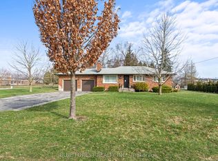 6742 James St, London, ON