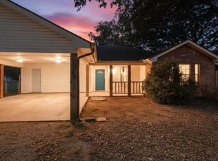 109 Pleasant Run, Azle, TX 76020