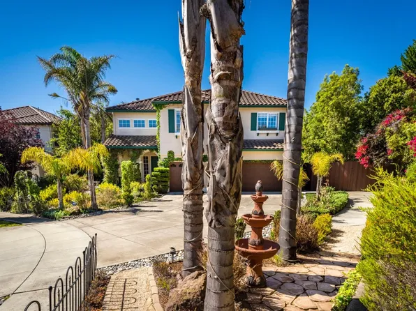 31 White River Cir, Salinas, CA 93906