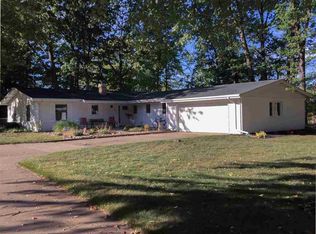 403 N Lincoln St, Chesaning, MI 48616