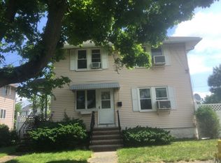 86 Plymouth St, Quincy, MA 02169