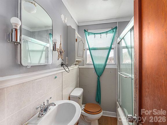 5th image of 92 Mauney Cove Rd